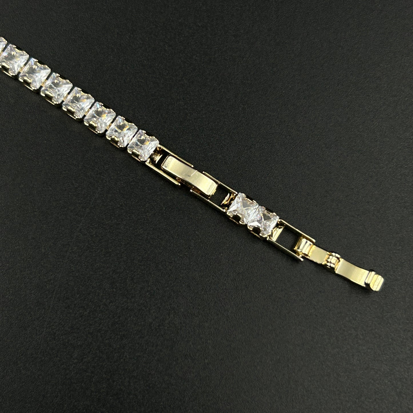 18k Yellow Gold Plated Small Baguette Bracelet