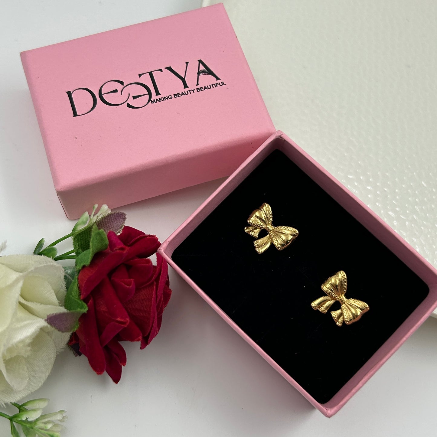 18K yellow Gold Plated Minimal BOW earrings