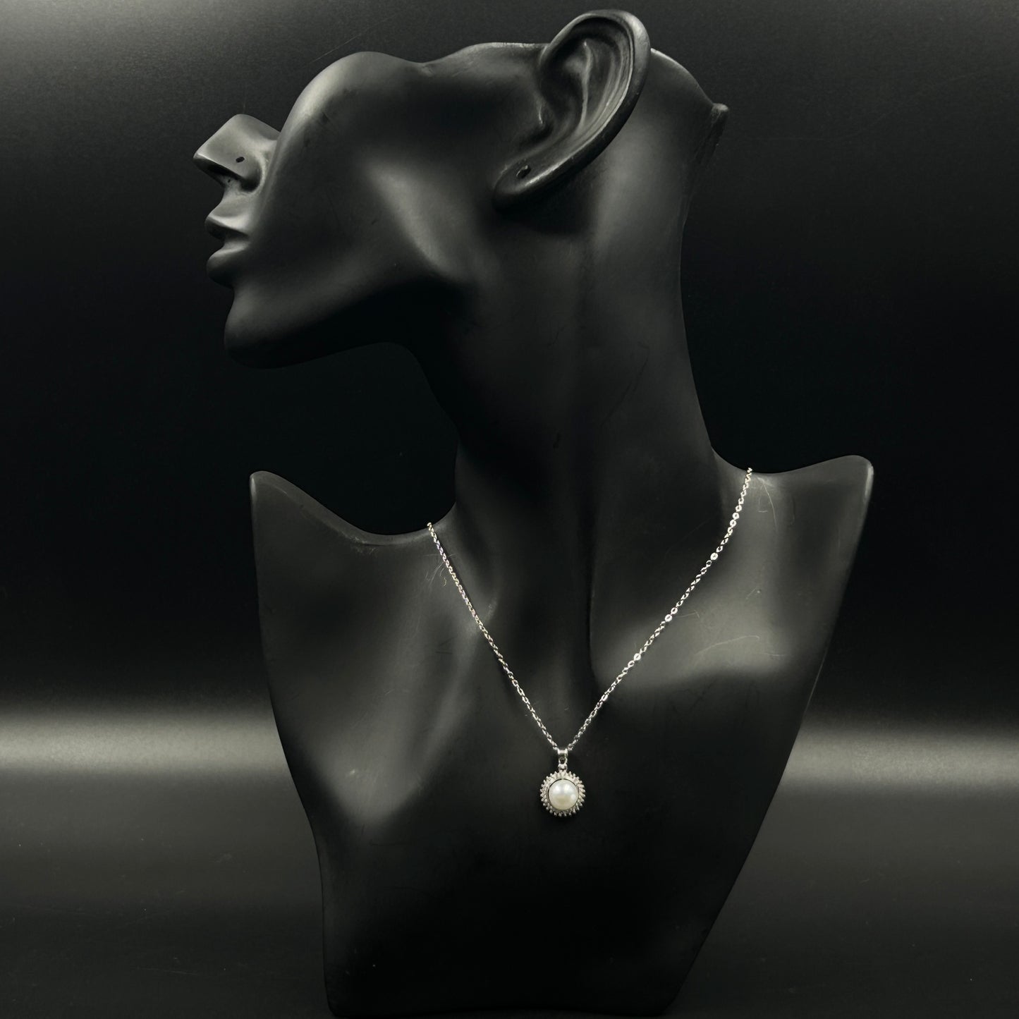 18k Gold Plated Women's Minimal Pearl Pendant