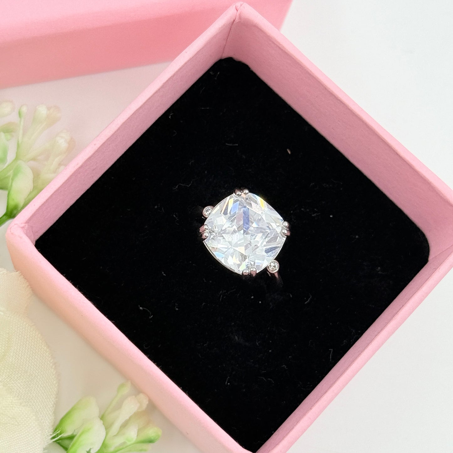 Women’s Cushion Cut Ring 18k Gold Plated