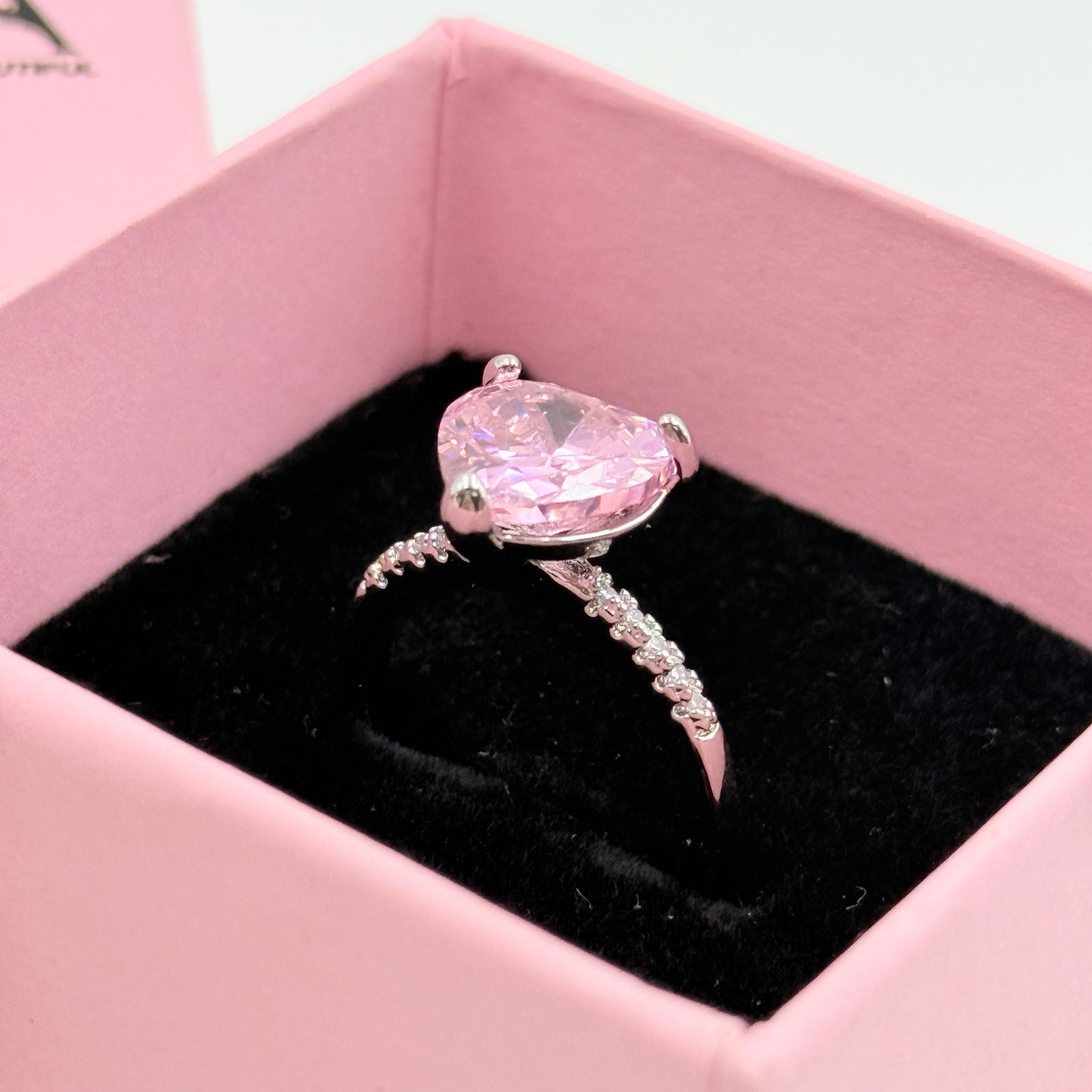 Women’s Diamond Heart Ring 18k Gold Plated