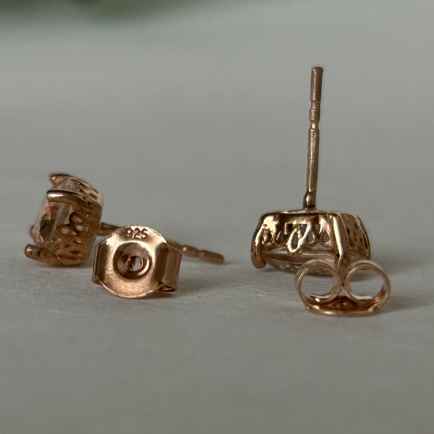 Peach Morganite Oval Earring - Silver Earring