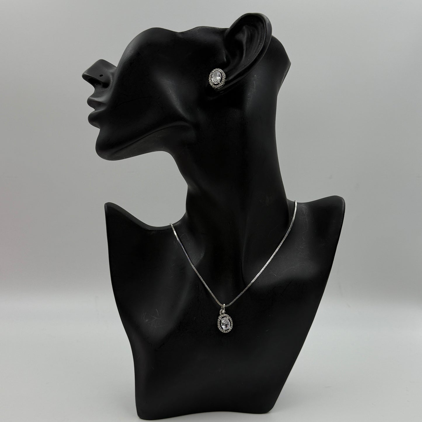 Pendant Set Oval Cut - 18k Gold Plated Solitaire Pendant with Earrings