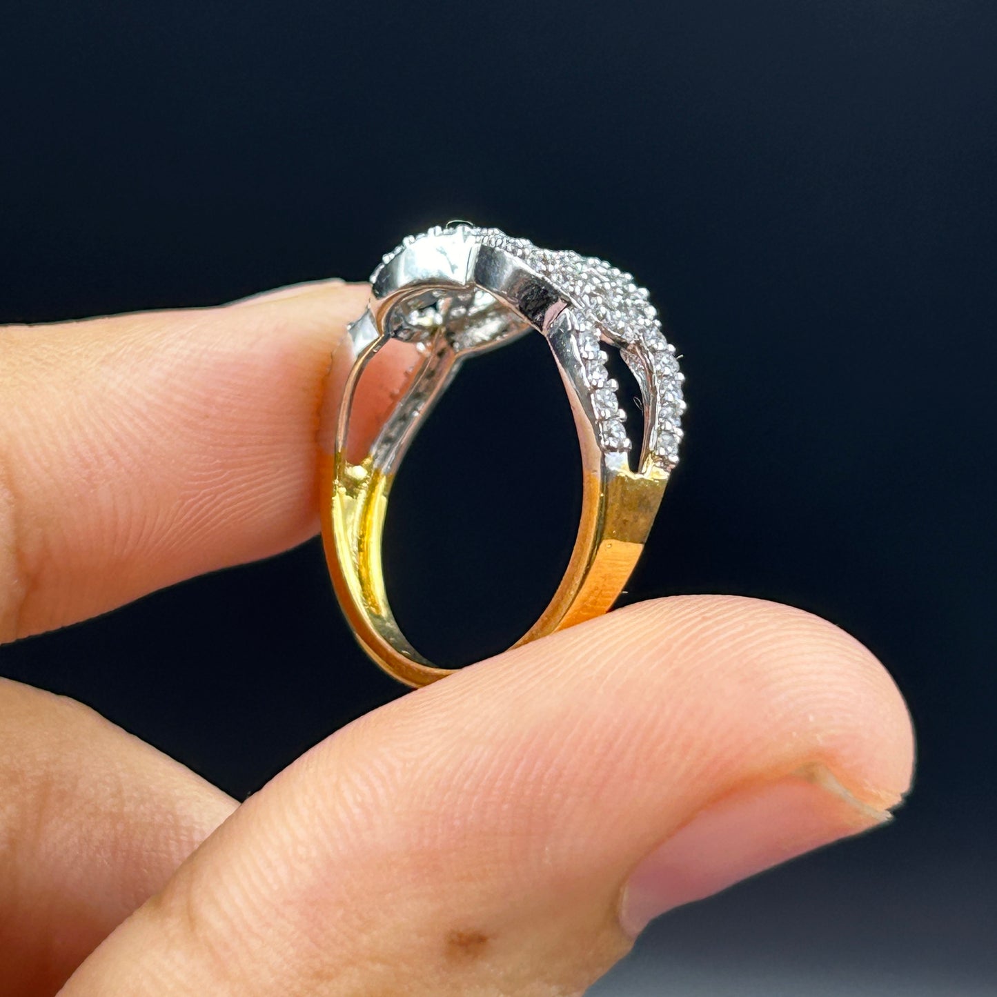 Criss Cross Diamond Ring