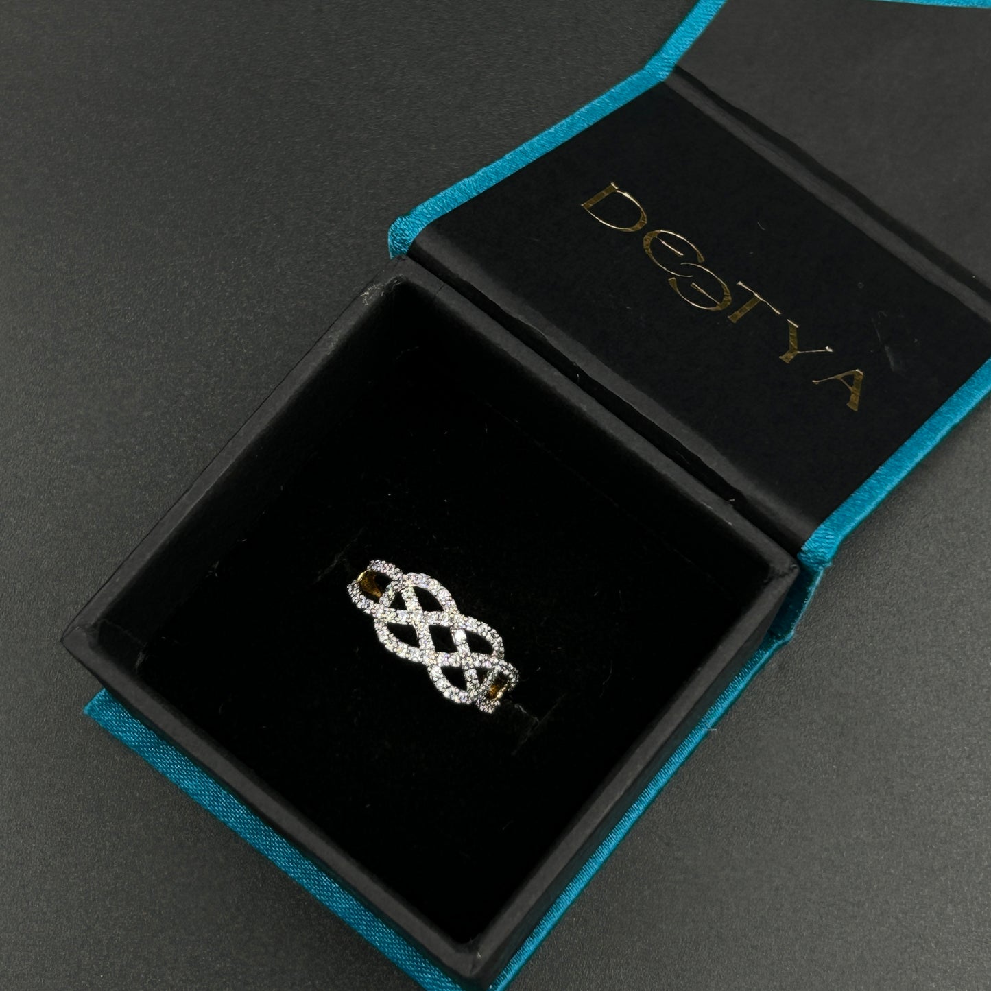Criss Cross Diamond Ring