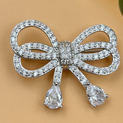 $09_Brooches