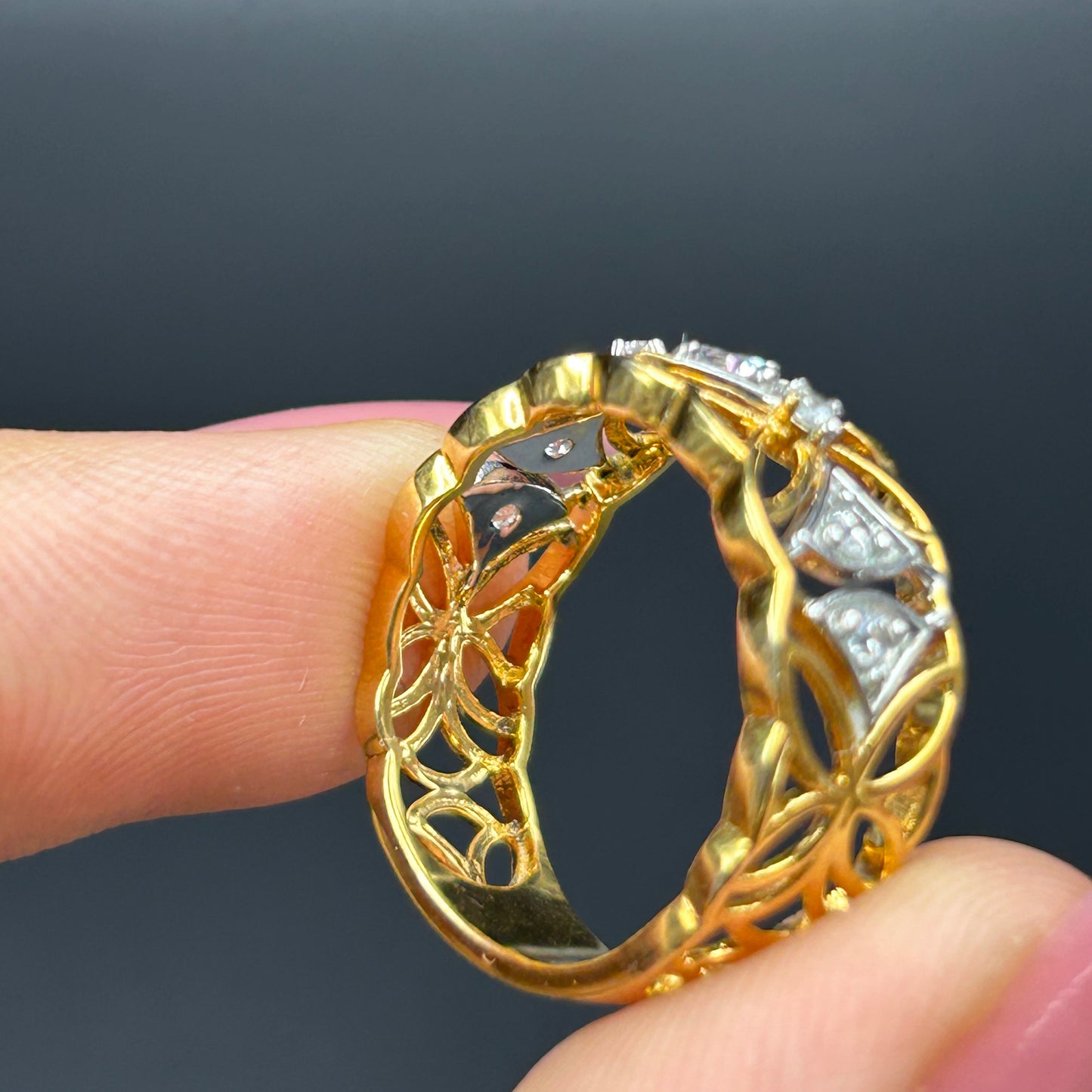 Traditional Yellow Gold Ring