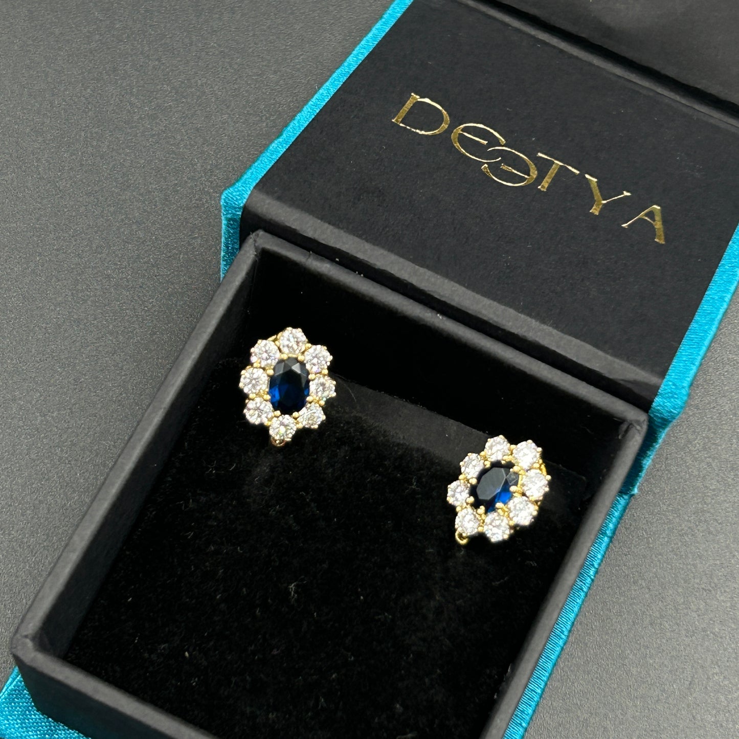 Yellow Gold Floral Earring - Silver Earrings