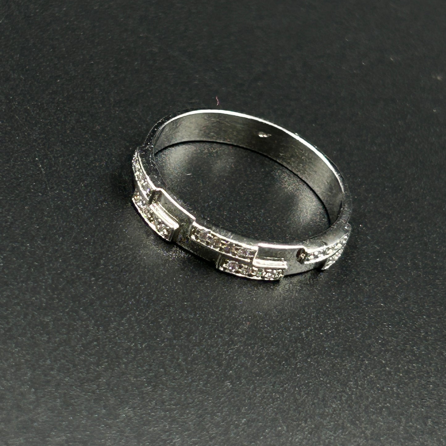 White Gold 3D Ring