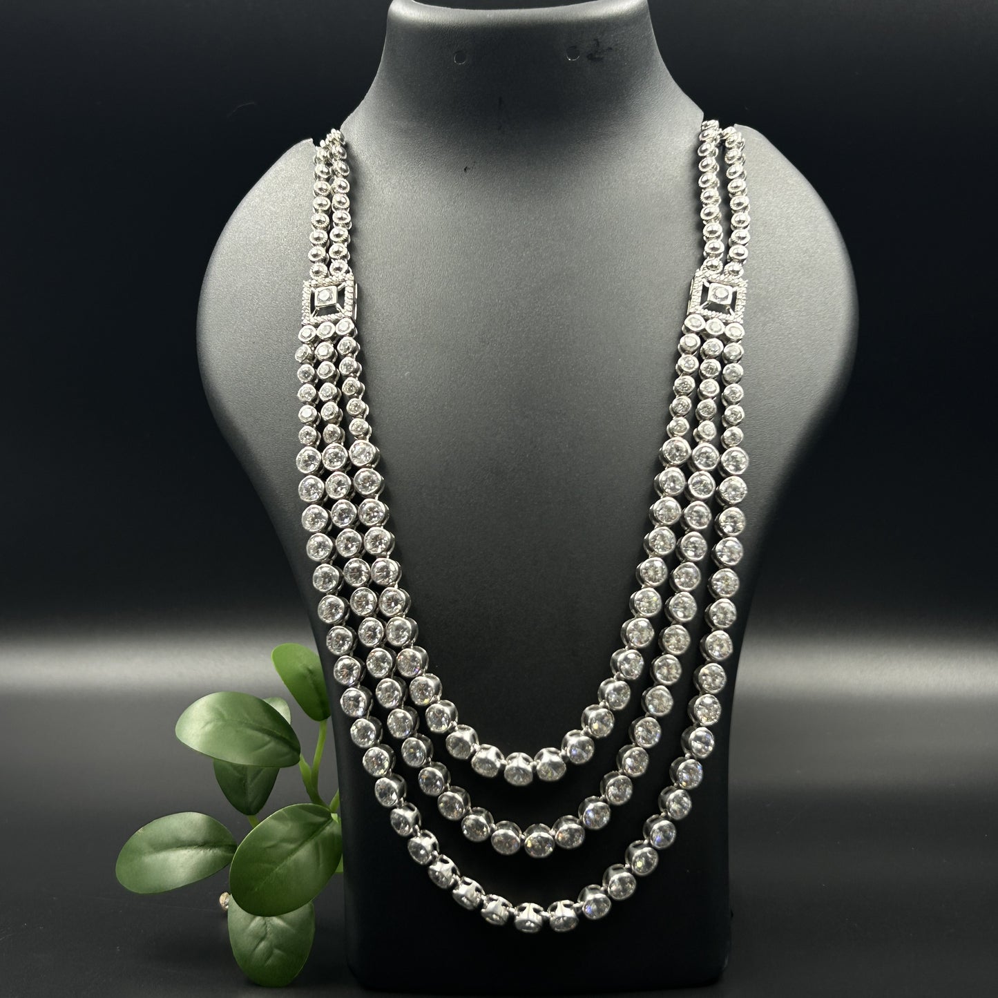 Silver Solitaire Maharani Necklace