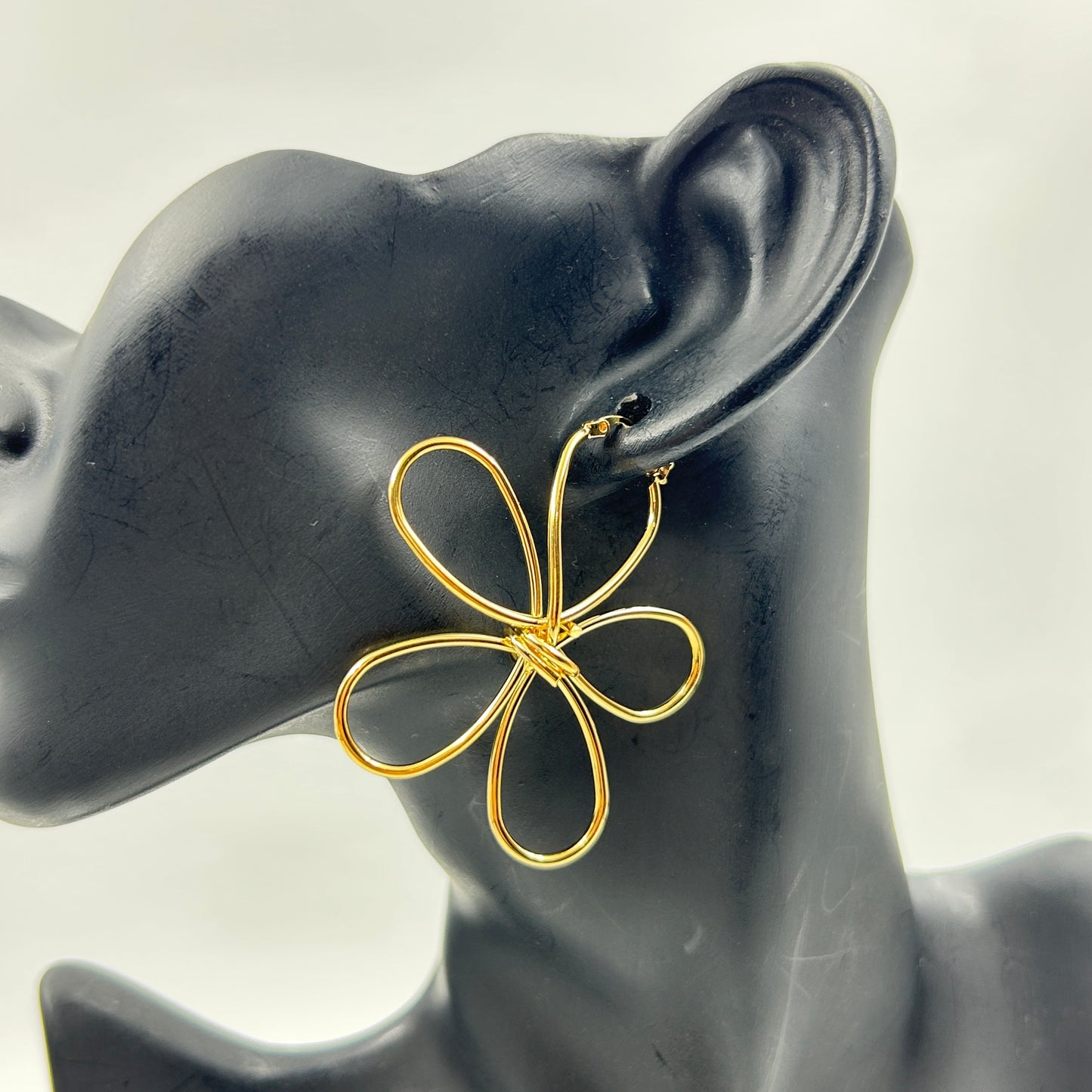 BIG FLOWER HOOP EARRING 18K White Gold Plated