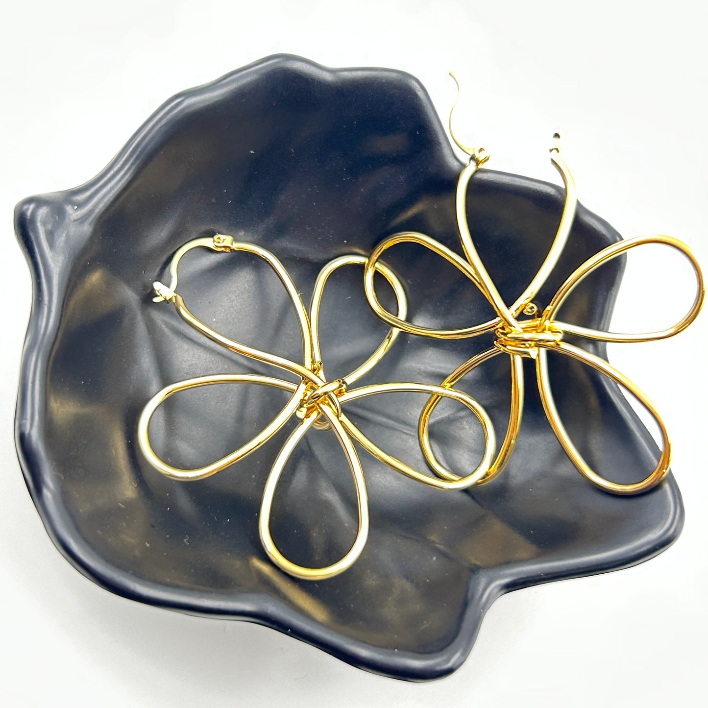 BIG FLOWER HOOP EARRING 18K White Gold Plated