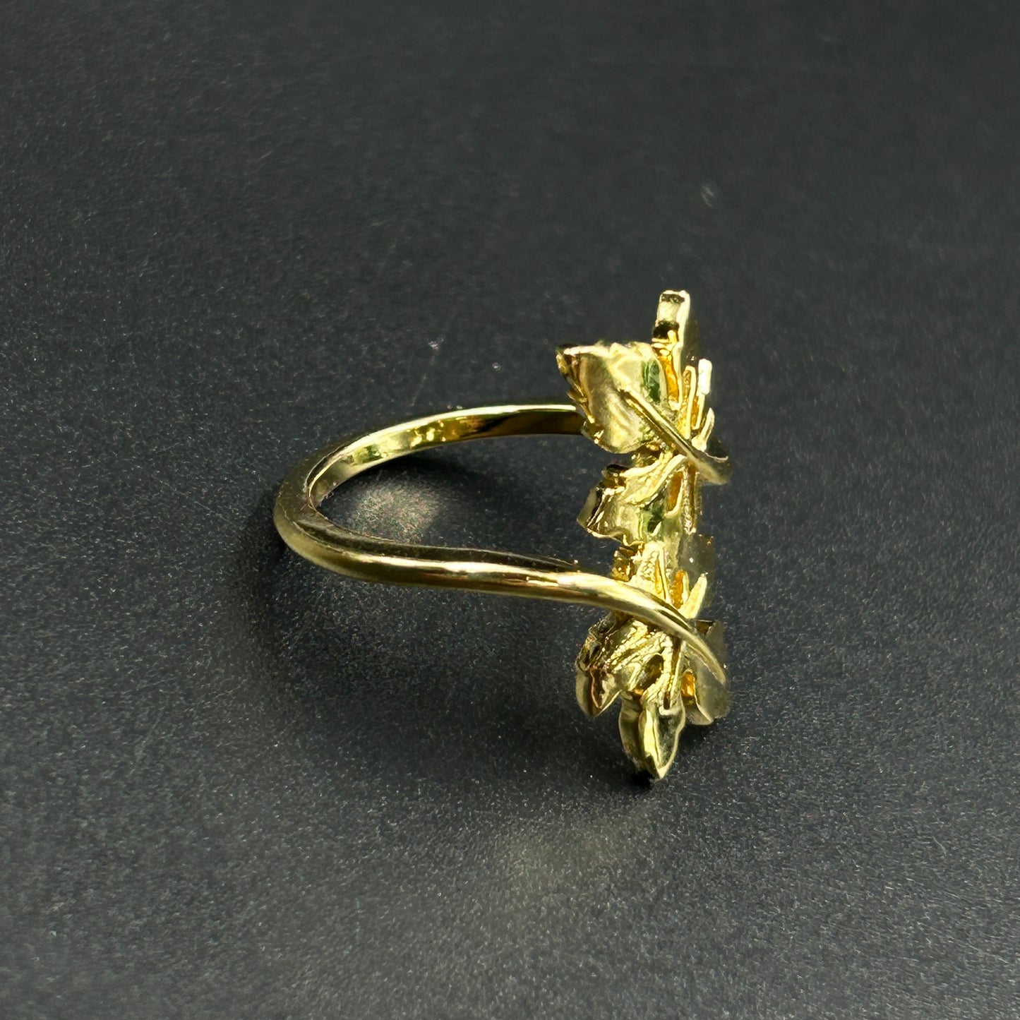 Traditional Leaf Ring