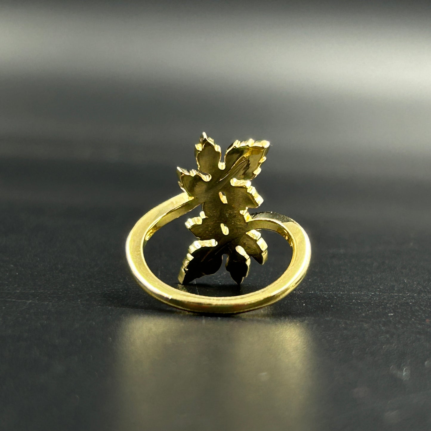 Traditional Leaf Ring