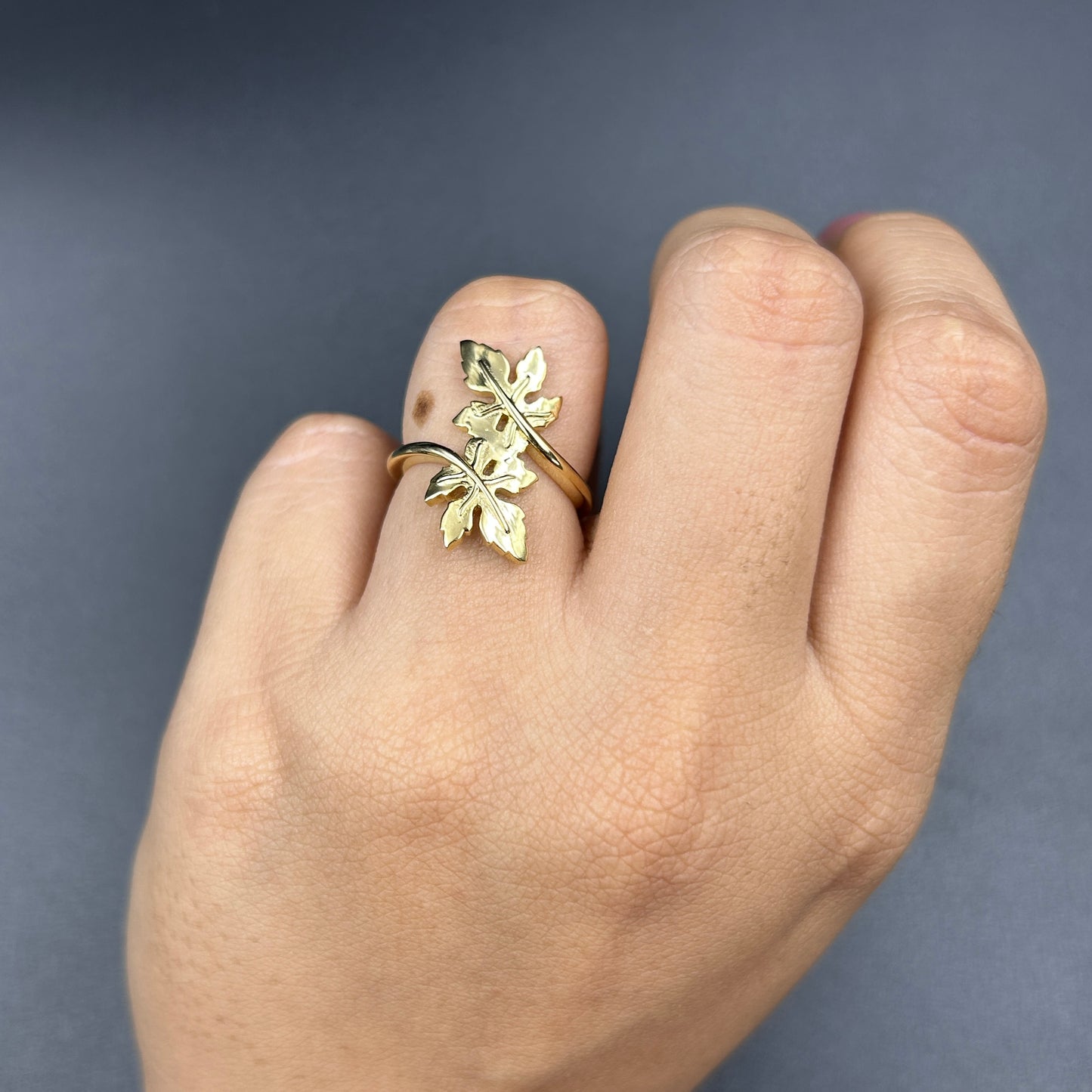 Traditional Leaf Ring