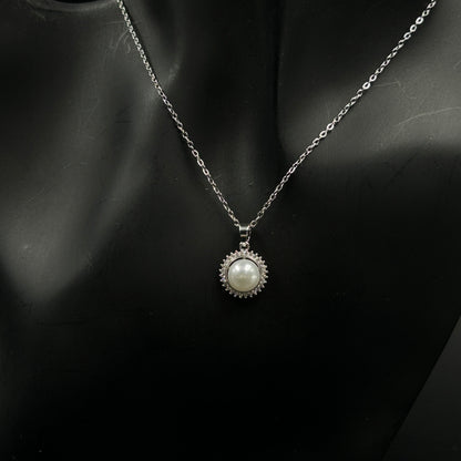 18k Gold Plated Women's Minimal Pearl Pendant