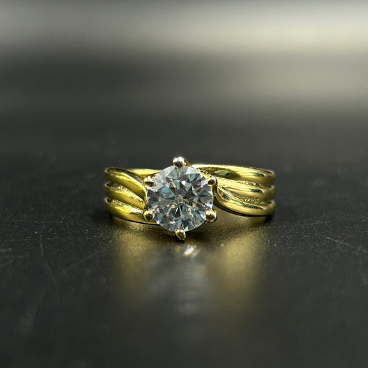 Women's Yellow Gold Diamond Ring