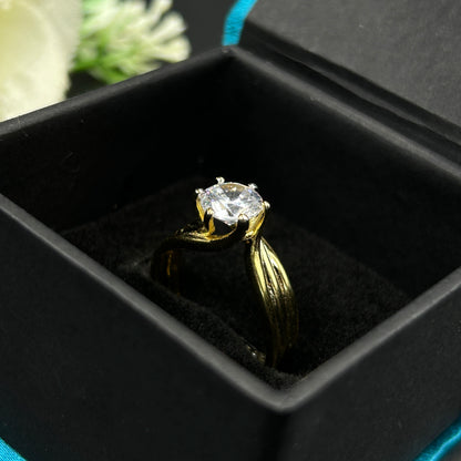 Women's Yellow Gold Diamond Ring