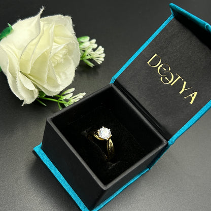 Women's Yellow Gold Diamond Ring