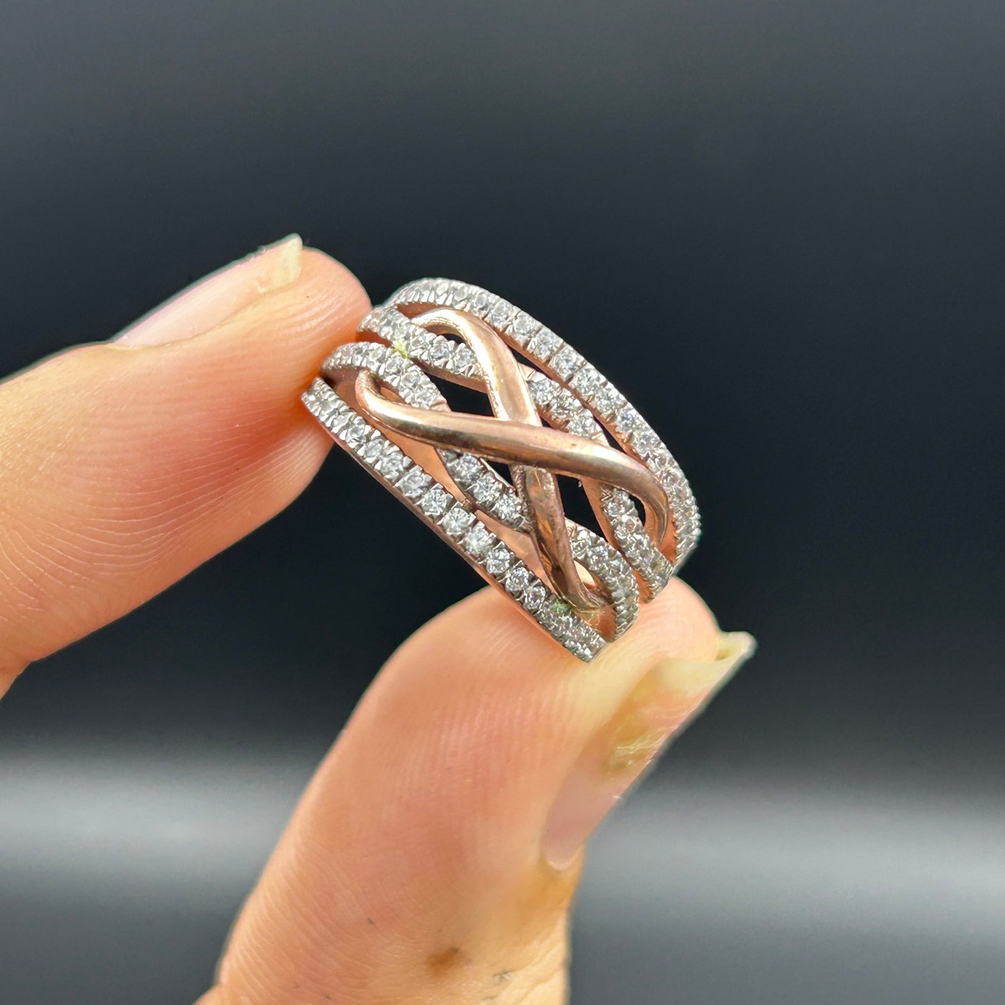Criss Cross Two tone Ring