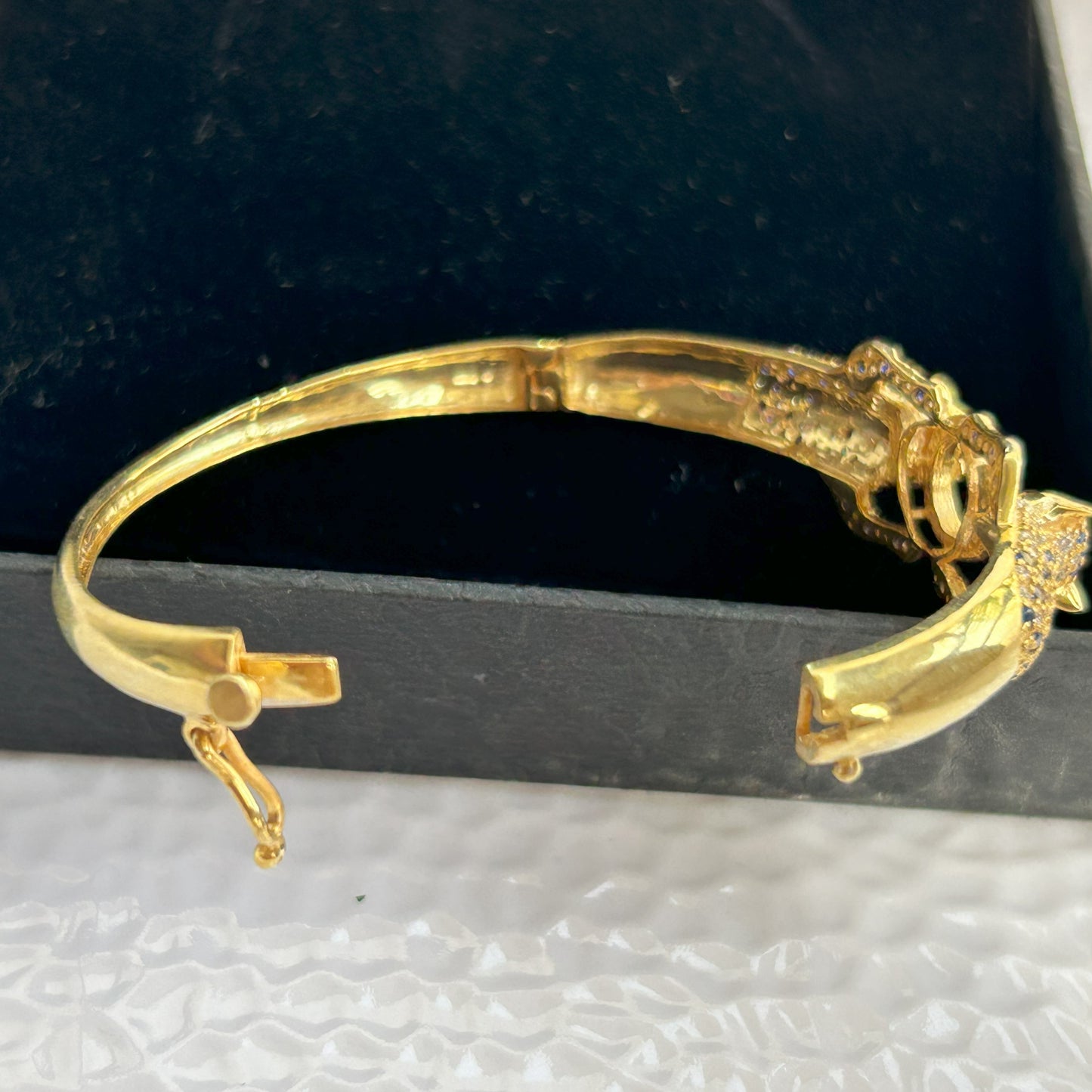 Yellow Gold Panther Kada - Silver Bracelet