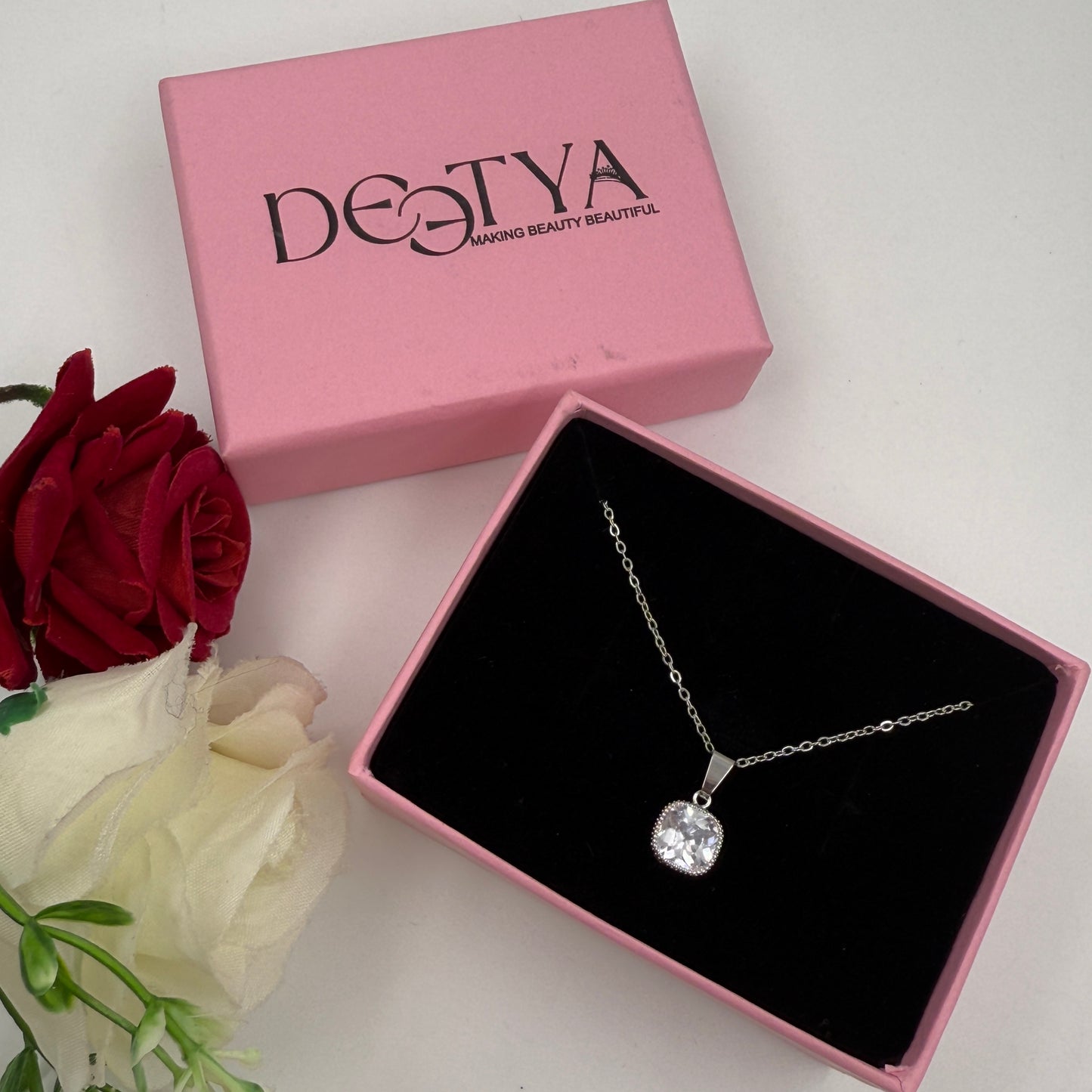 18k Gold Plated Women's Minimal Pendant Cushion
