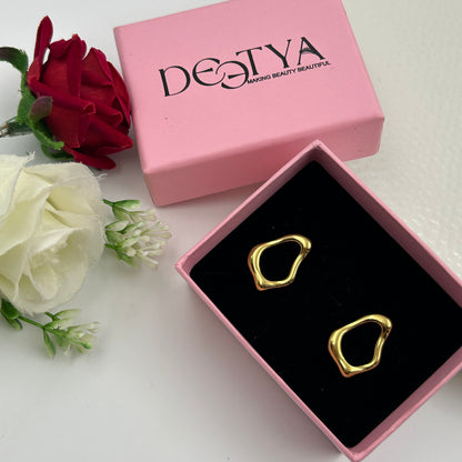 Women's Minimal Hoop Earrings 18K Yellow Gold Plated