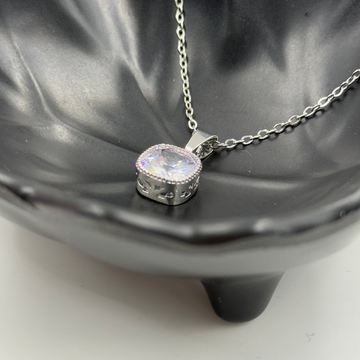 18k Gold Plated Women's Minimal Pendant Cushion