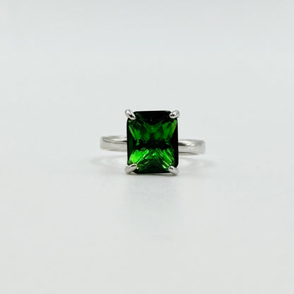 Women’s Green Diamond Ring 18k White Gold Plated