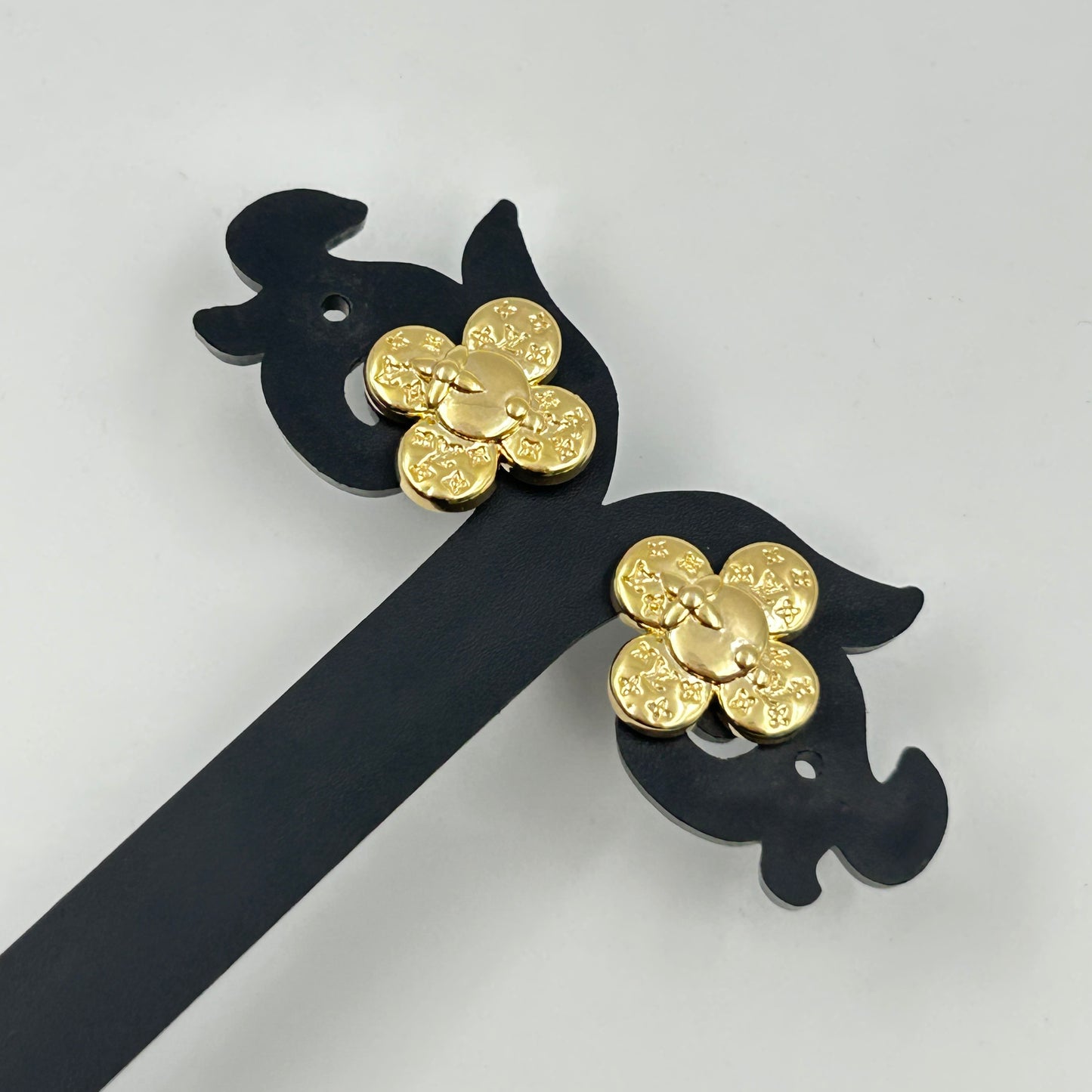 Minimal Flower Earrings 18K Yellow Gold Plated