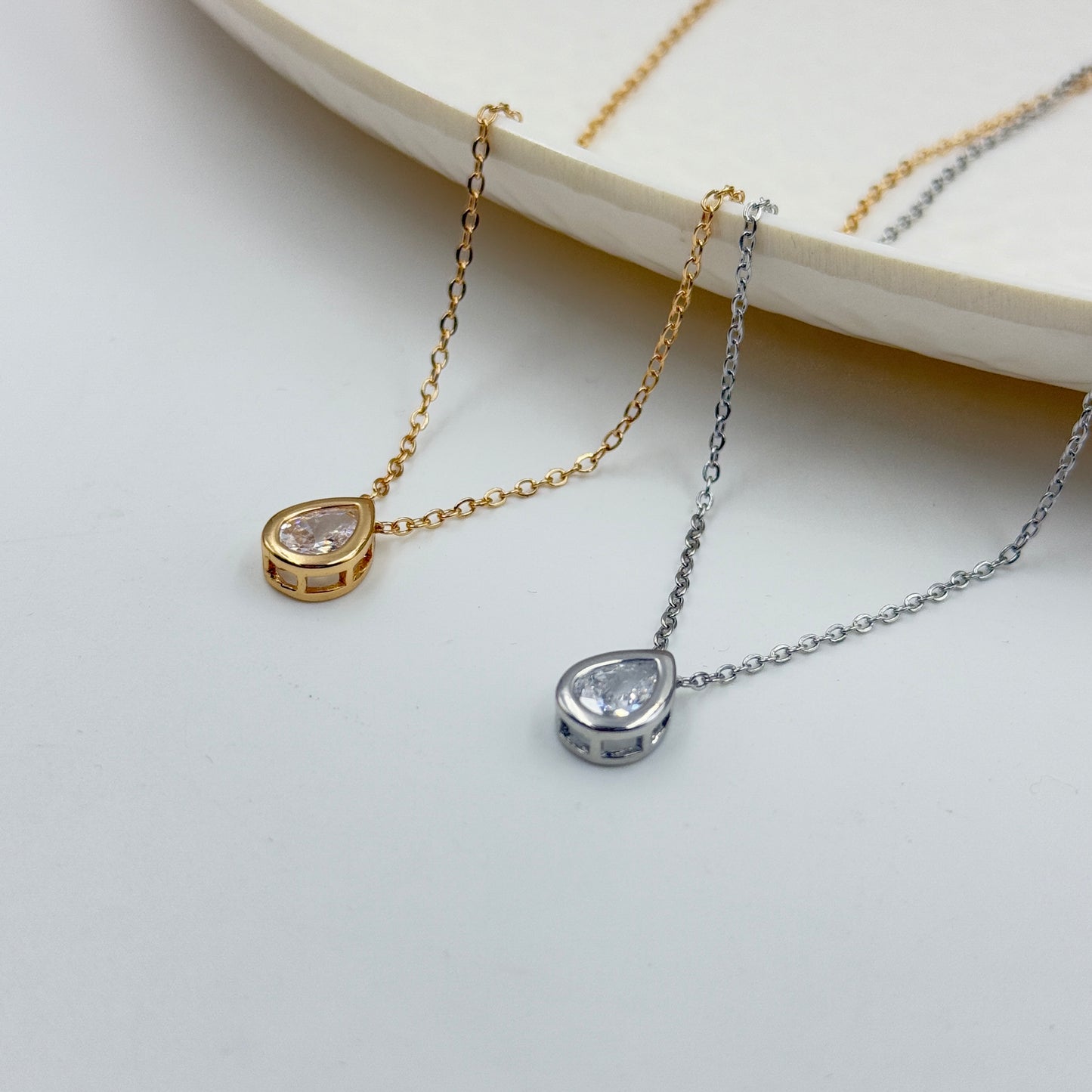 18k Gold Plated Women's Minimal Pendant Bezel Pear