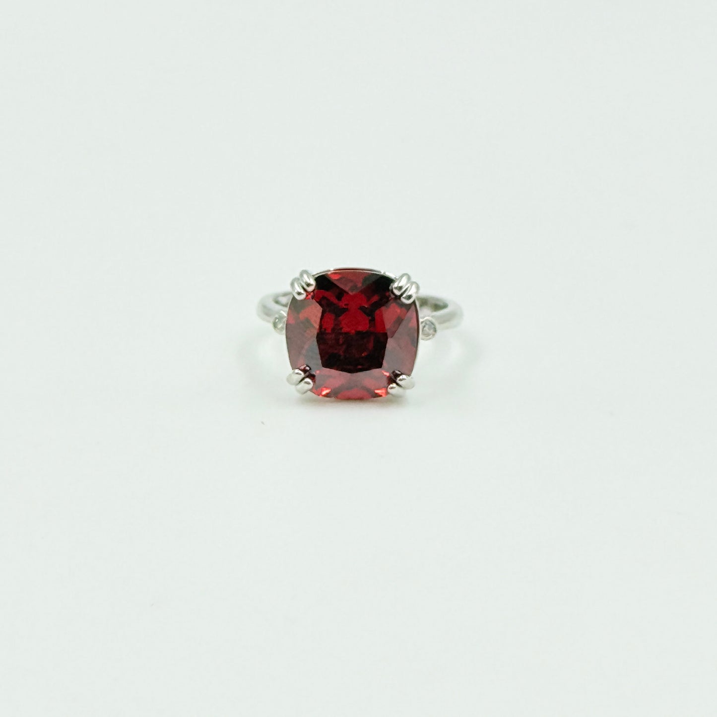 Women’s Cushion Cut Ring 18k Gold Plated