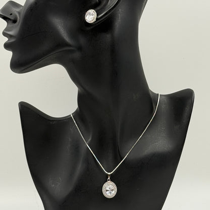 Minimal Necklace Set For Women ( Oval Cut )