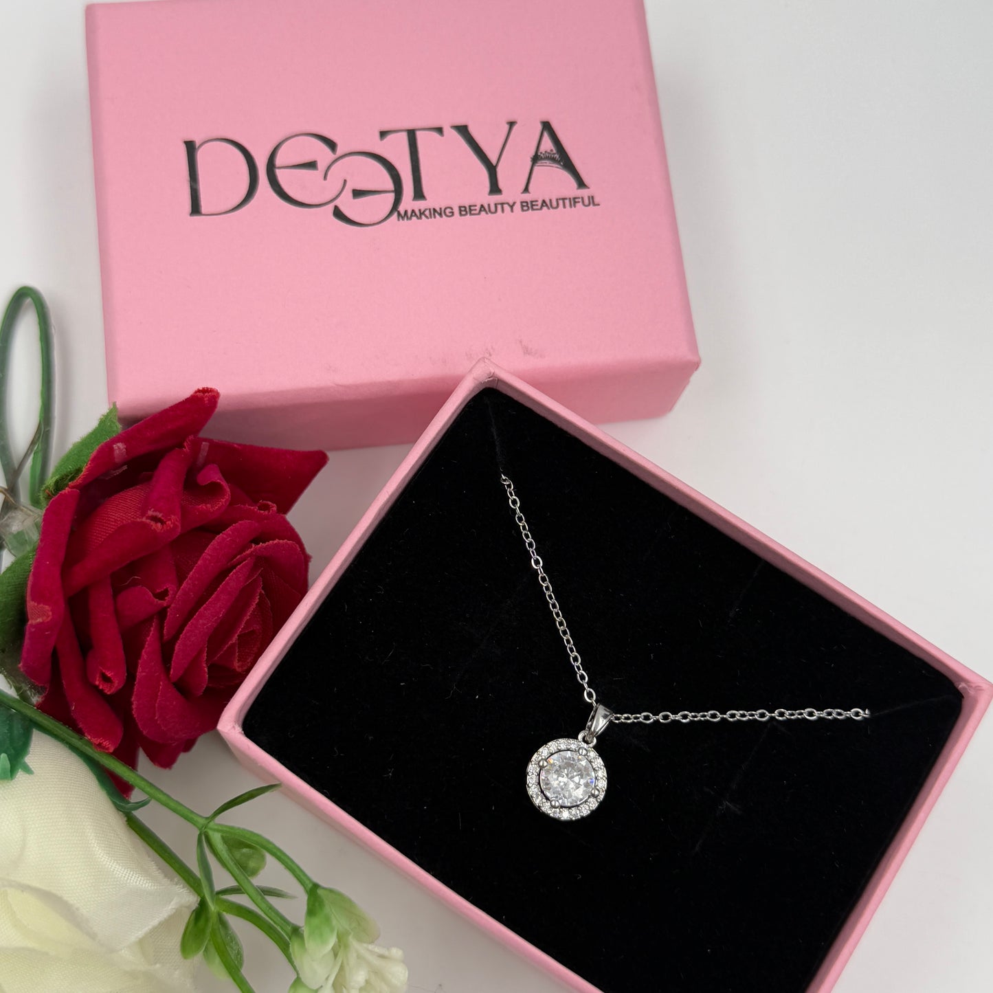 18k Gold Plated Women's Minimal Pendant Round