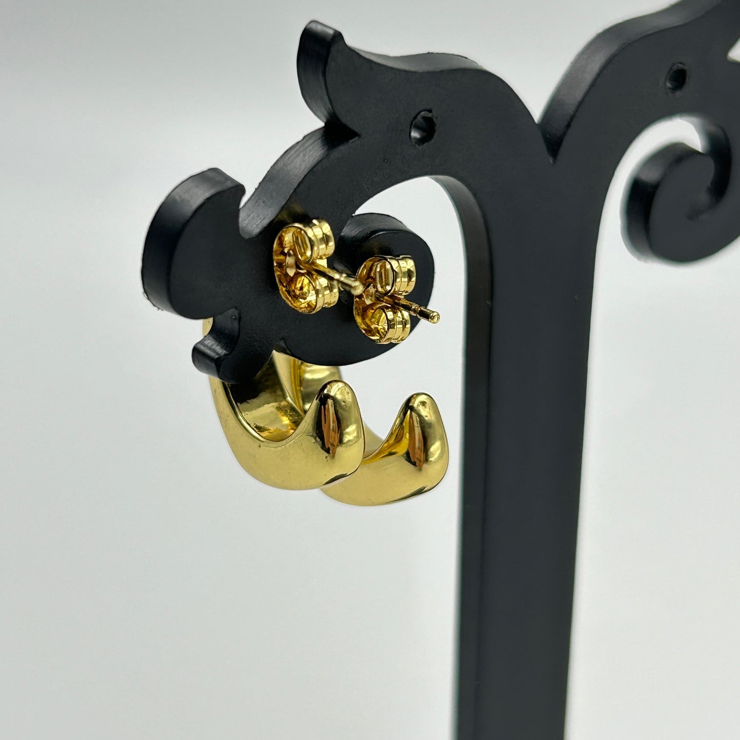 Small Hoop Earring 18k Yellow Gold Plated