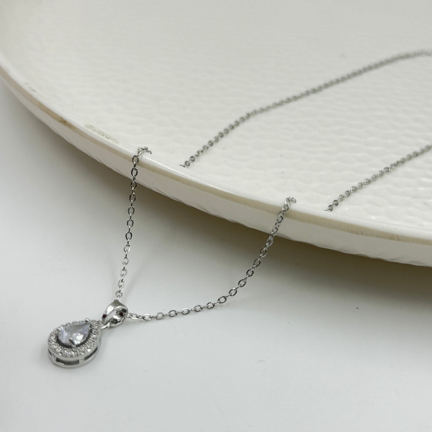 18k Gold Plated Women's Minimal Pendant Pear