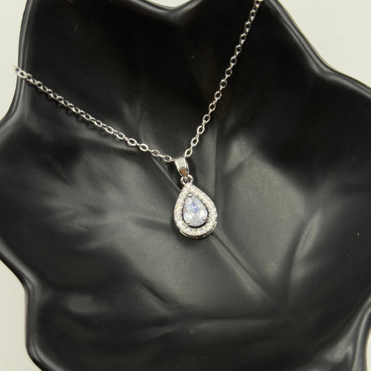 18k Gold Plated Women's Minimal Pendant Pear