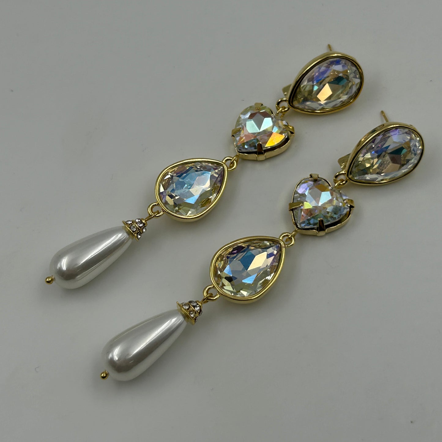 Pearl and Diamond Dangle Earrings 18k Gold Plated