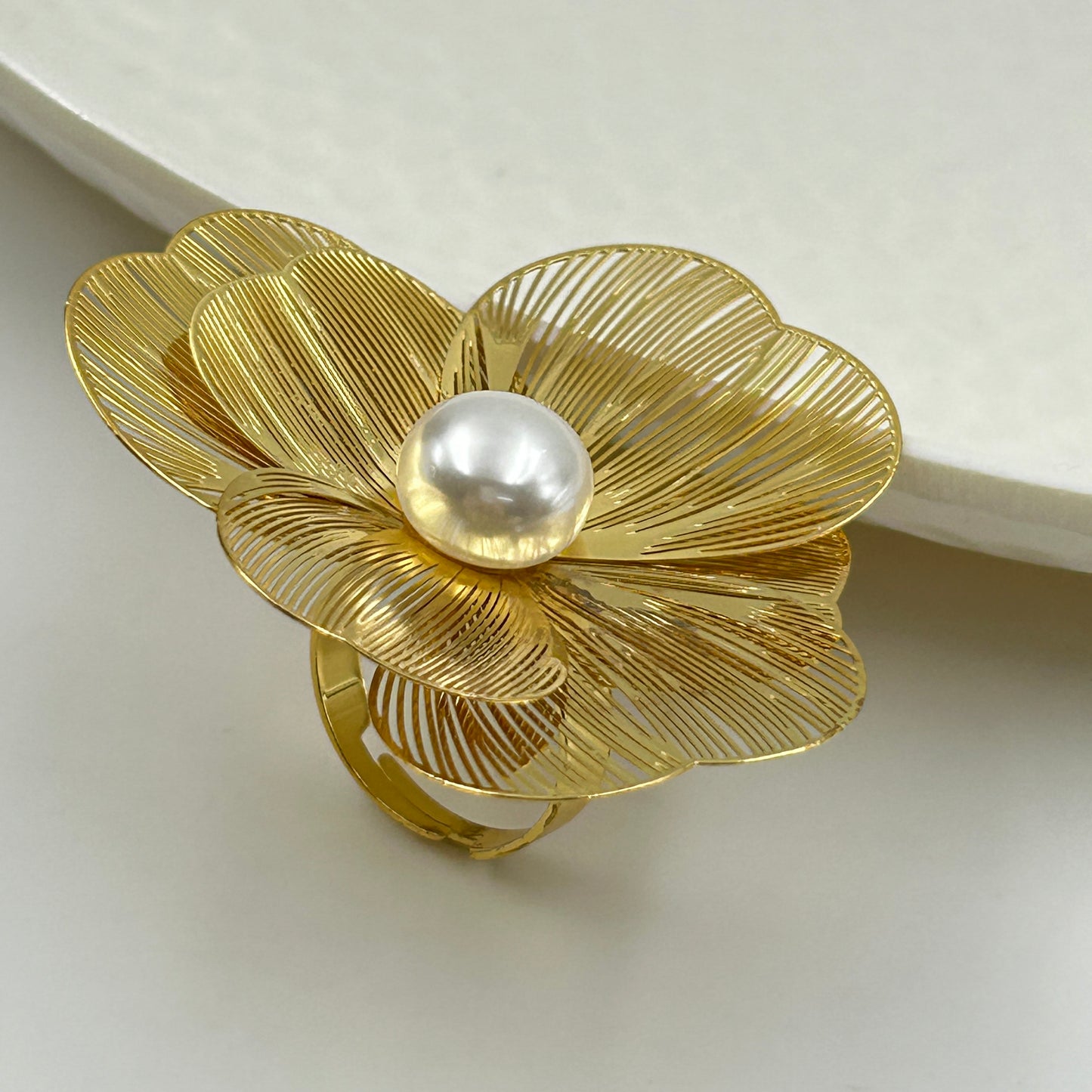 BIG FLOWER RING 18k Yellow Gold Plated Cocktail Ring