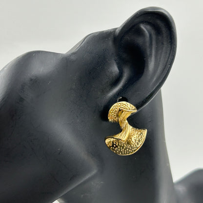 Wavy Earring for Women 18k Yellow Gold Plated
