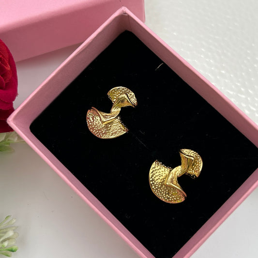 Wavy Earring for Women 18k Yellow Gold Plated