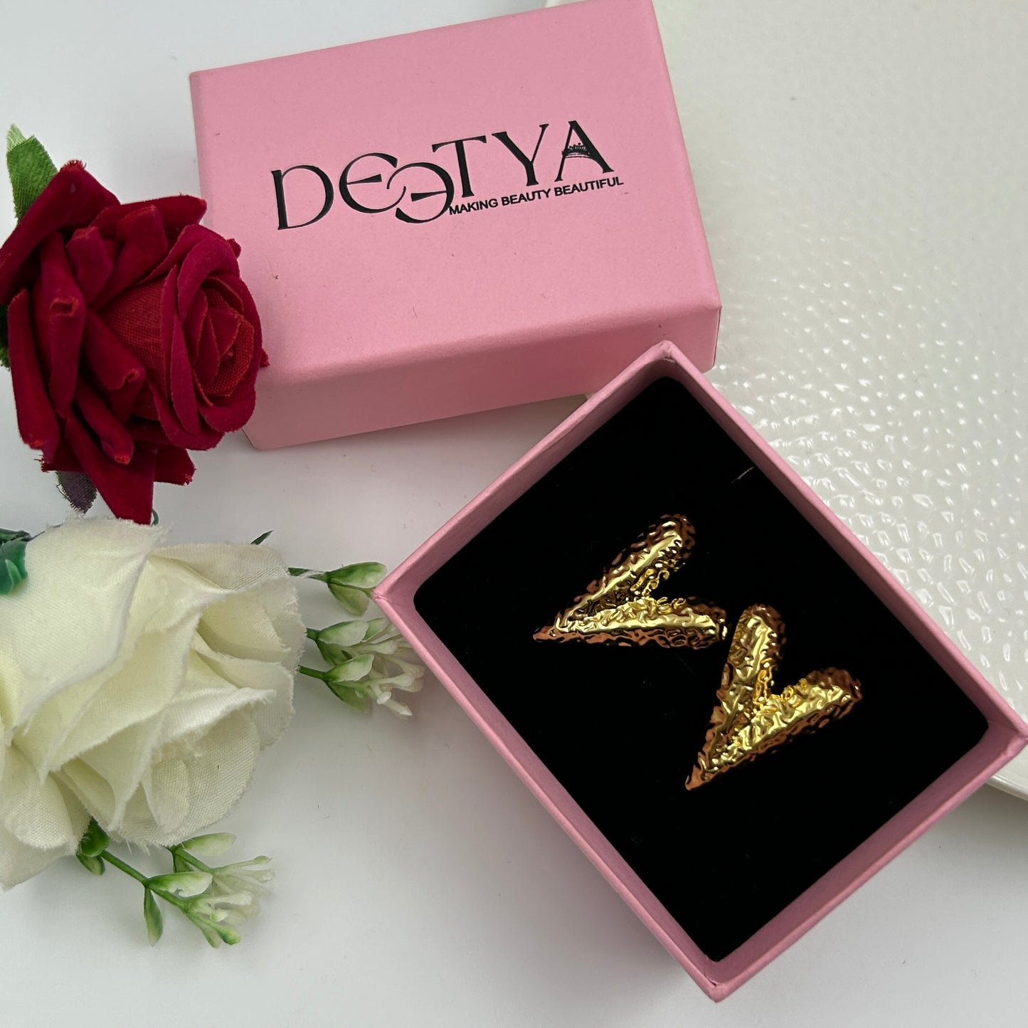 Dainty Heart Earrings 18k Gold Plated