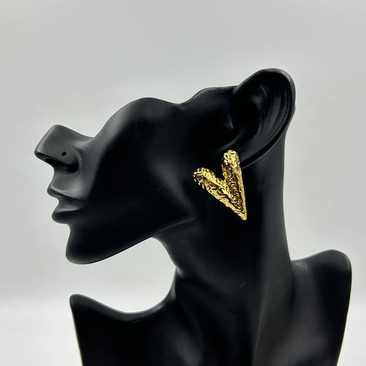 Dainty Heart Earrings 18k Gold Plated