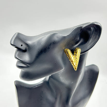 Dainty Heart Earrings 18k Gold Plated