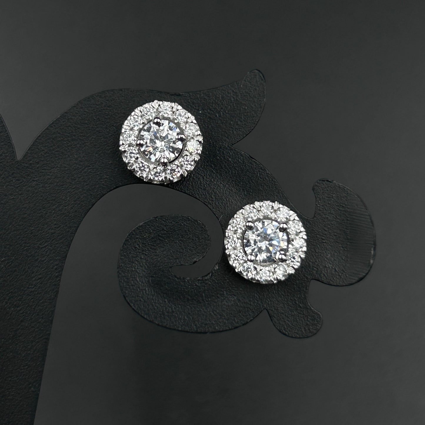 Pure Silver Minimal Earring