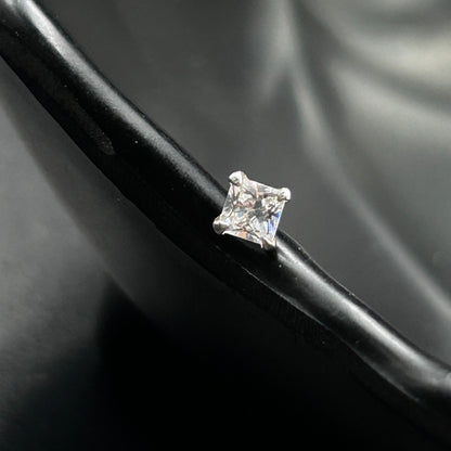 925 Silver Nose Pin Princess Cut - Pierced Nosepin