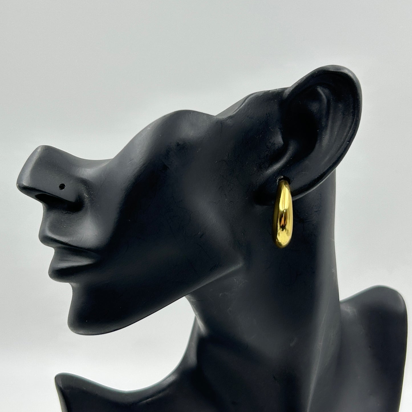 Basic Women's Hoop Earrings 18k Yellow Gold Plated