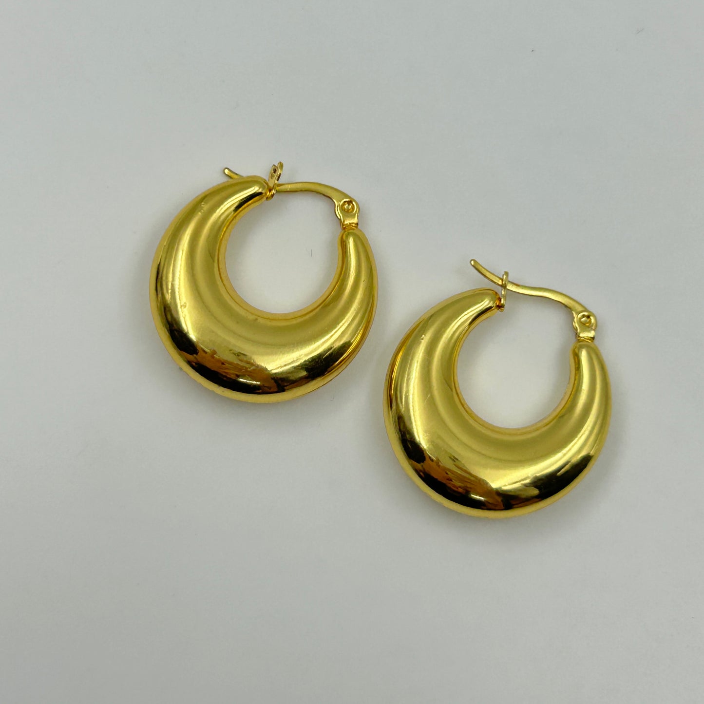 Basic Women's Hoop Earrings 18k Yellow Gold Plated