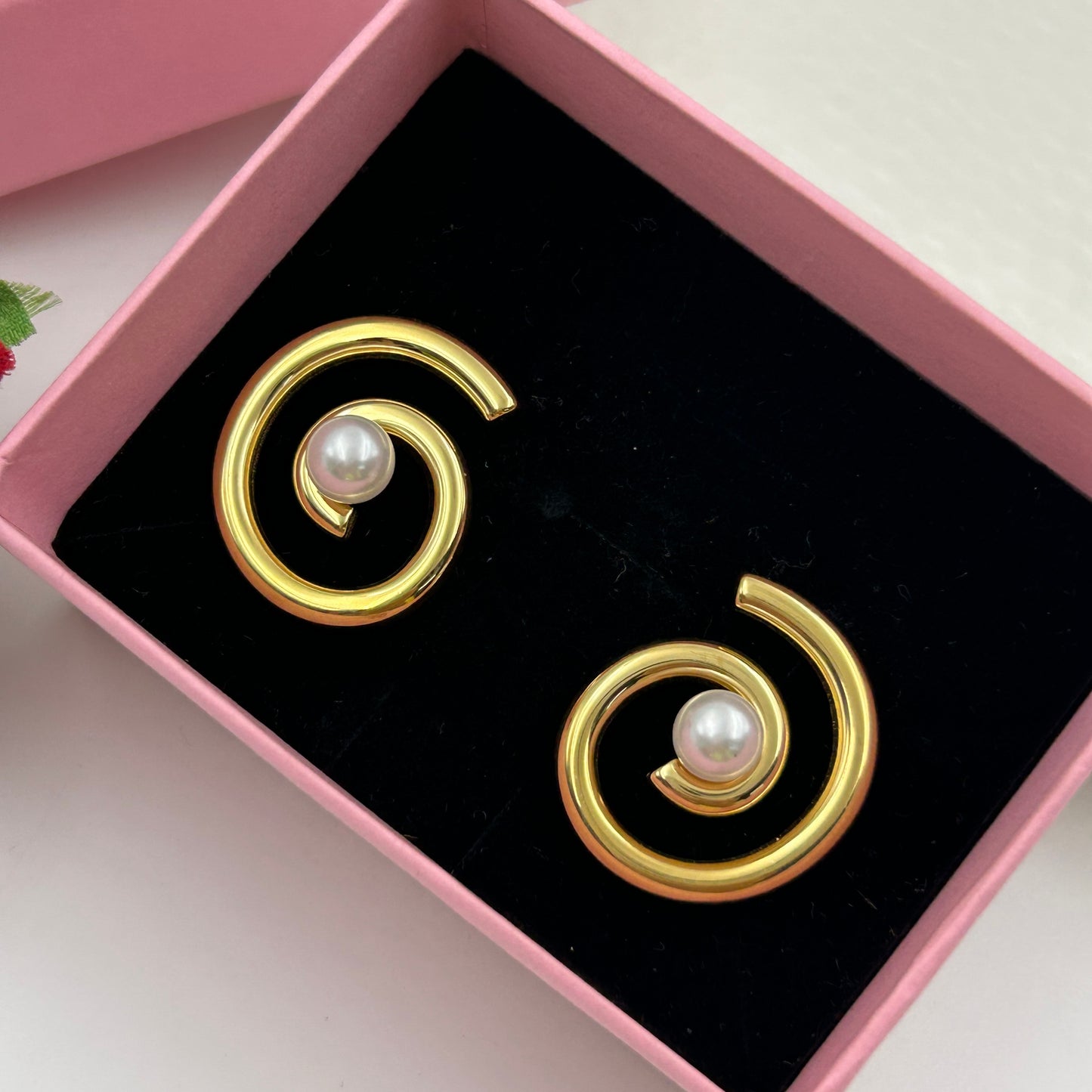 Women's Pearl Earring 18k Yellow Gold Plated