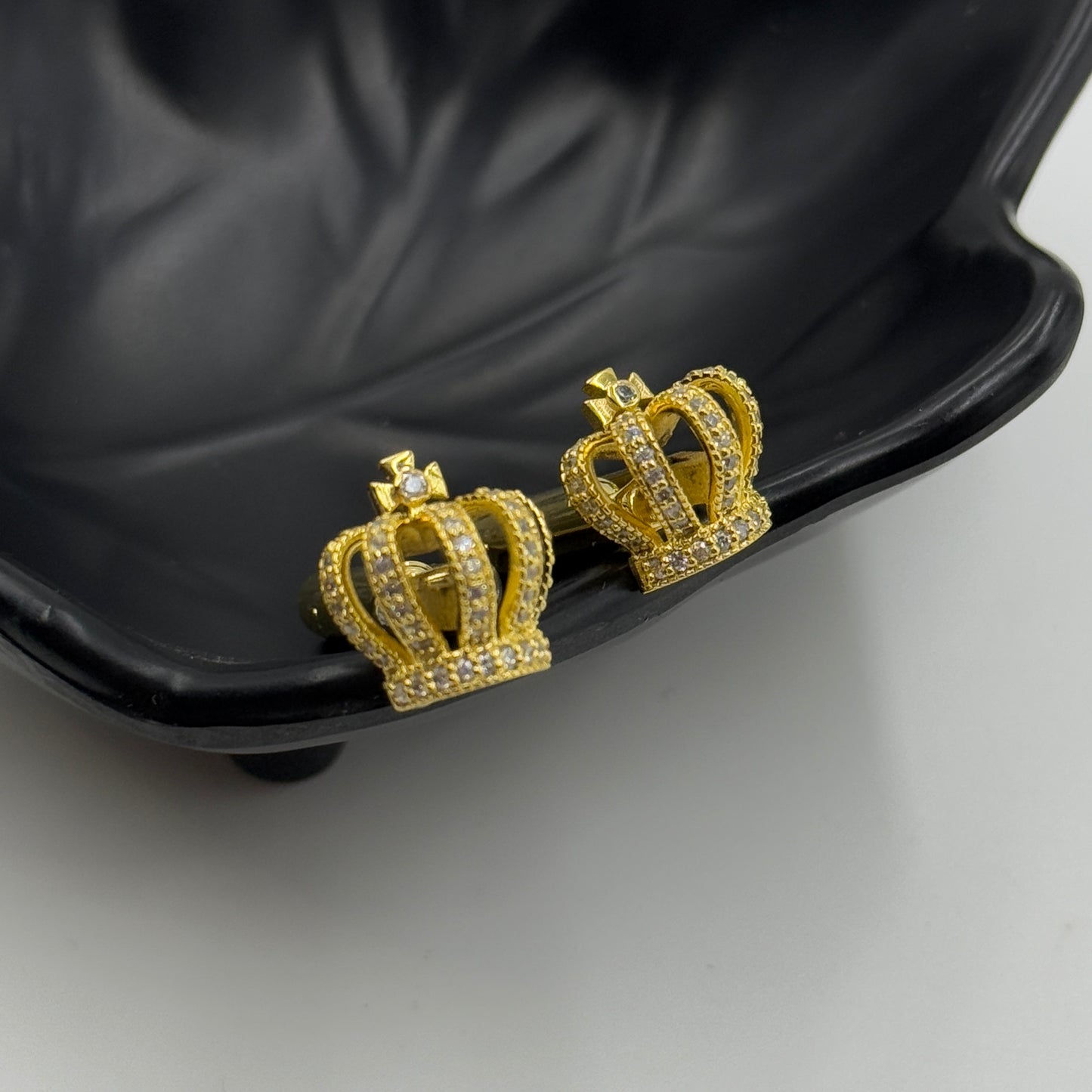 Men's Yellow Gold Crown Cufflink